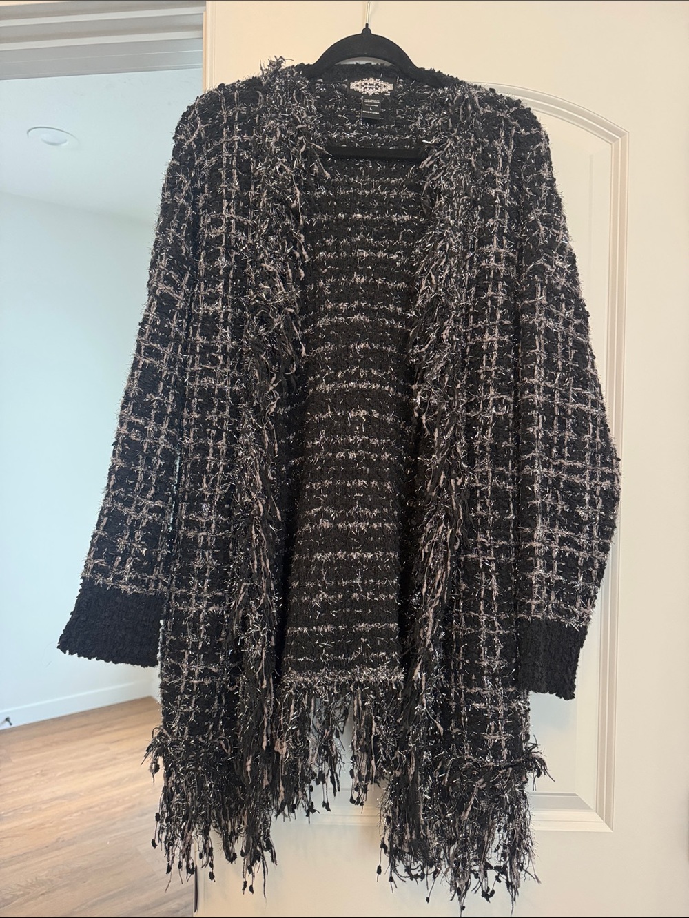 Textured Fringe Open-Front Cardigan in Black & White
